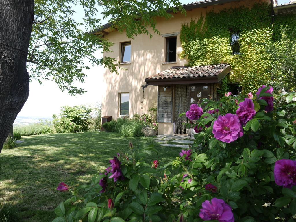 Agriturismo Monte Genesio Villa Medesano Bagian luar foto